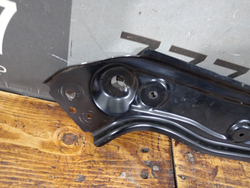 Кронштейн фары левой Geely Monjaro 21-нв Б/У Оригинал 5027142600