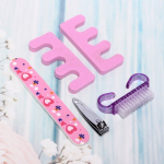 Набор для педикюра в футляре 5шт «Сет», цвет микс, (раз-ли, пилка, щетка и кусачки), 10,5*16см