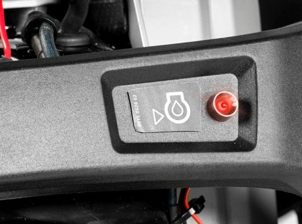 Вибротрамбовка бензиновая Husqvarna LT 6005 11 - [70 кг / 15 кН / Honda GXR120]