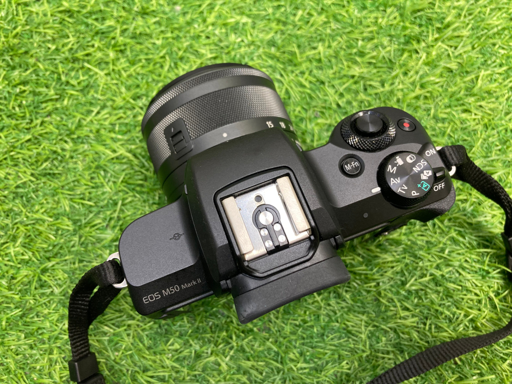 Canon M50 Mark II + 15-45mm IS STM (4000 кадров)