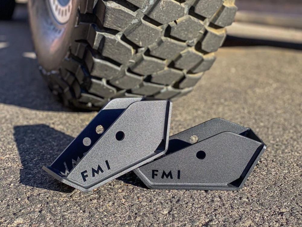 Защита нижней части задних амортизаторов для Ram TRX