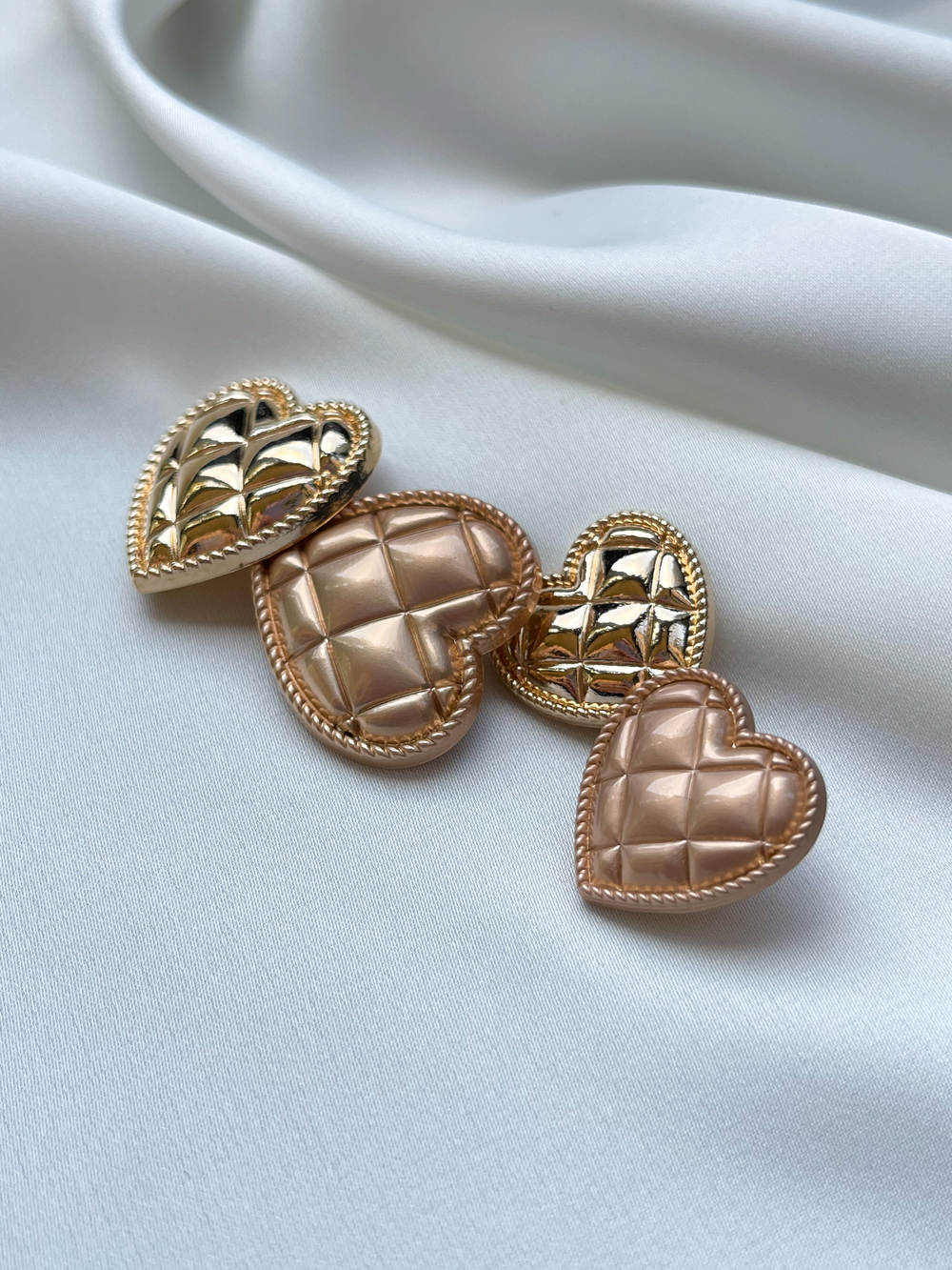 Пуговицы Матовое Золото Сердце