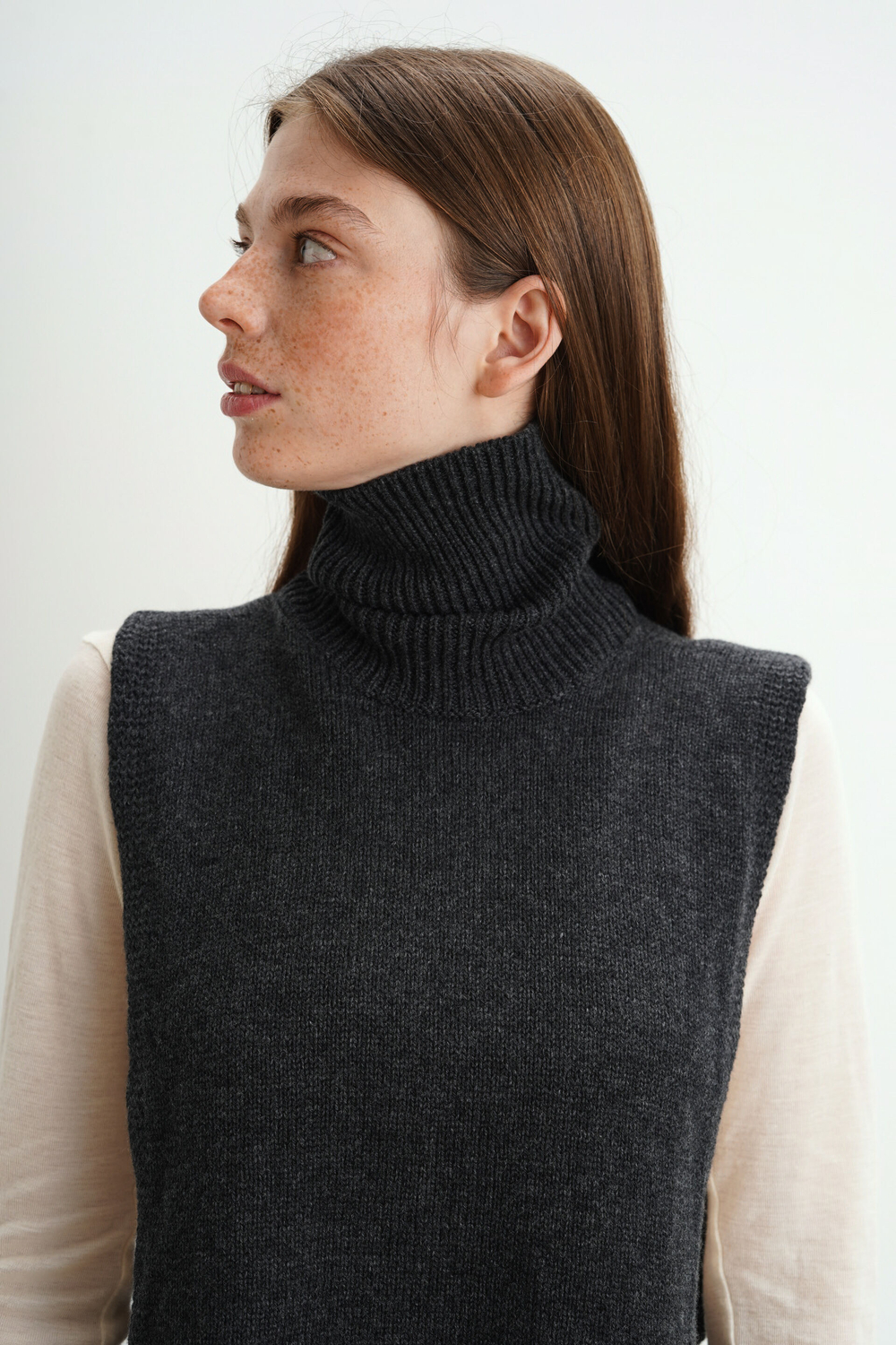 Манишка из кашемира с мериносом цвета графит ПРЕДЗАКАЗ