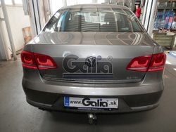 Фаркоп оцинкованный Galia V071C для Volkswagen Passat B6 2005-2010, Passat B7 2010-2015, Passat CC 2012-, Passat Alltrack B7 2012-2015(паспорт и сертификат в комплекте)(без электрики)