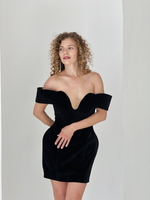 Бархатное платье-футляр