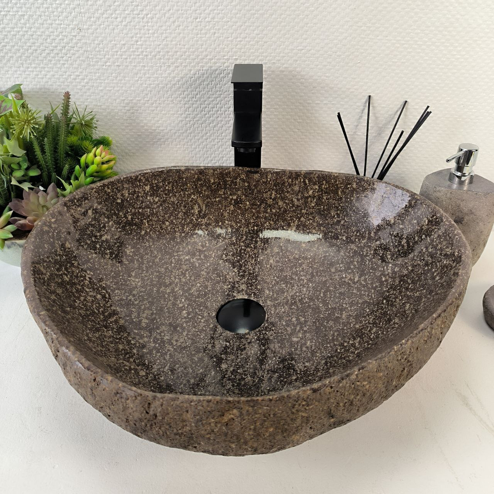 Раковина из речного камня RS-65224 54*46*15 0862