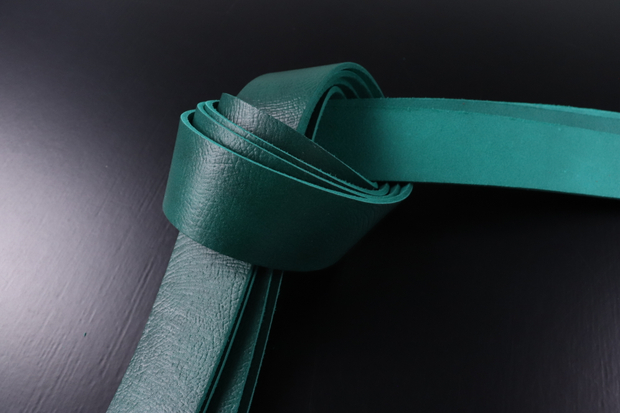 Ременная заготовка Изумрудная с лицевым покрытием + Плита Слон