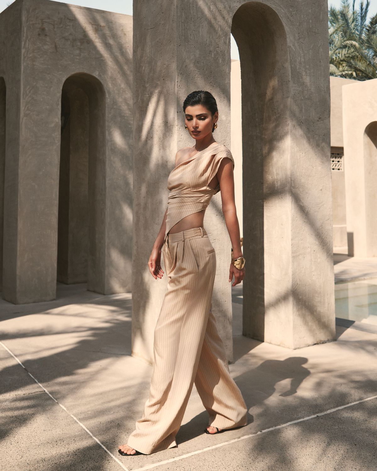 Брюки в полоску