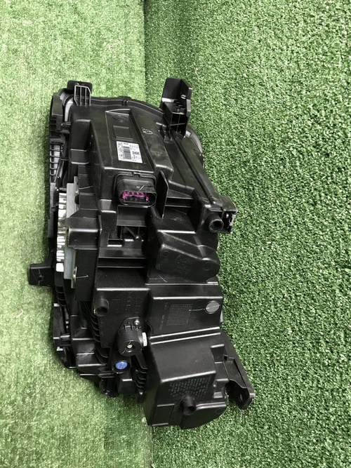 Фара правая Geely Tugella (2019-н.в.) LED
