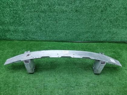 Усилитель передний BMW 3er G20 (2018-н.в.)