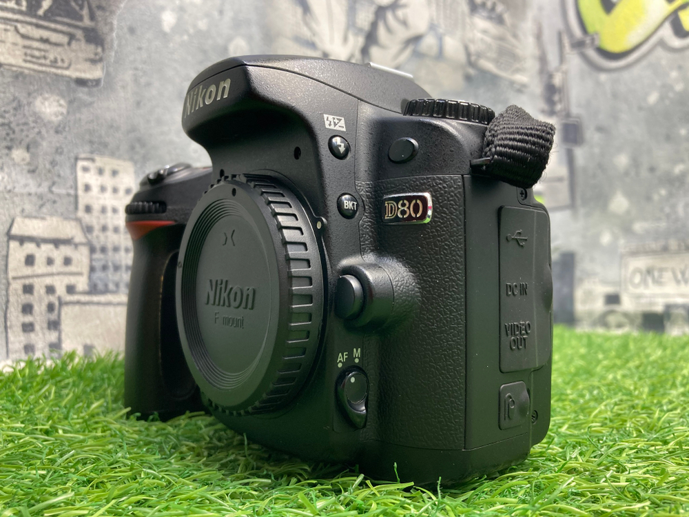Nikon D80 22.500 кадров