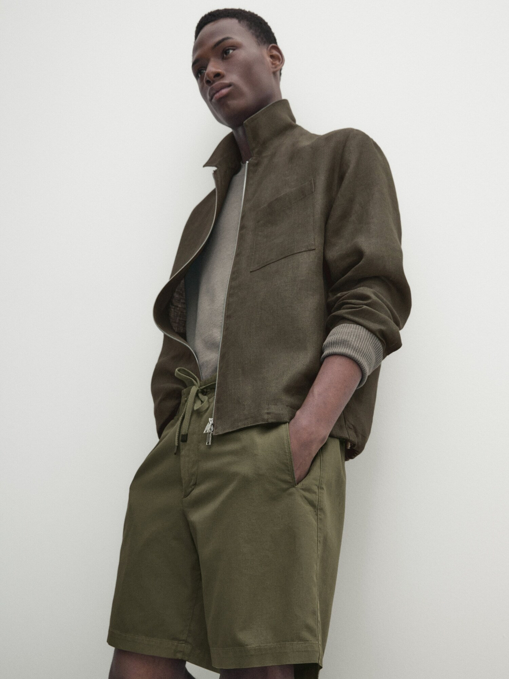 Massimo Dutti Шорты-джоггеры из смесового хлопка, хаки