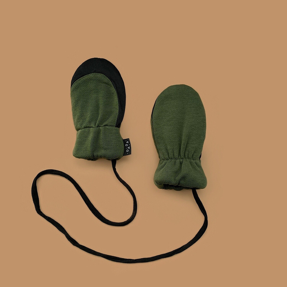 Утепленные варежки (еловый)