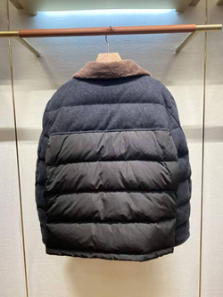 Пуховик Kiton