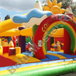 Надувная полоса препятствий "Коробка с карандашами"