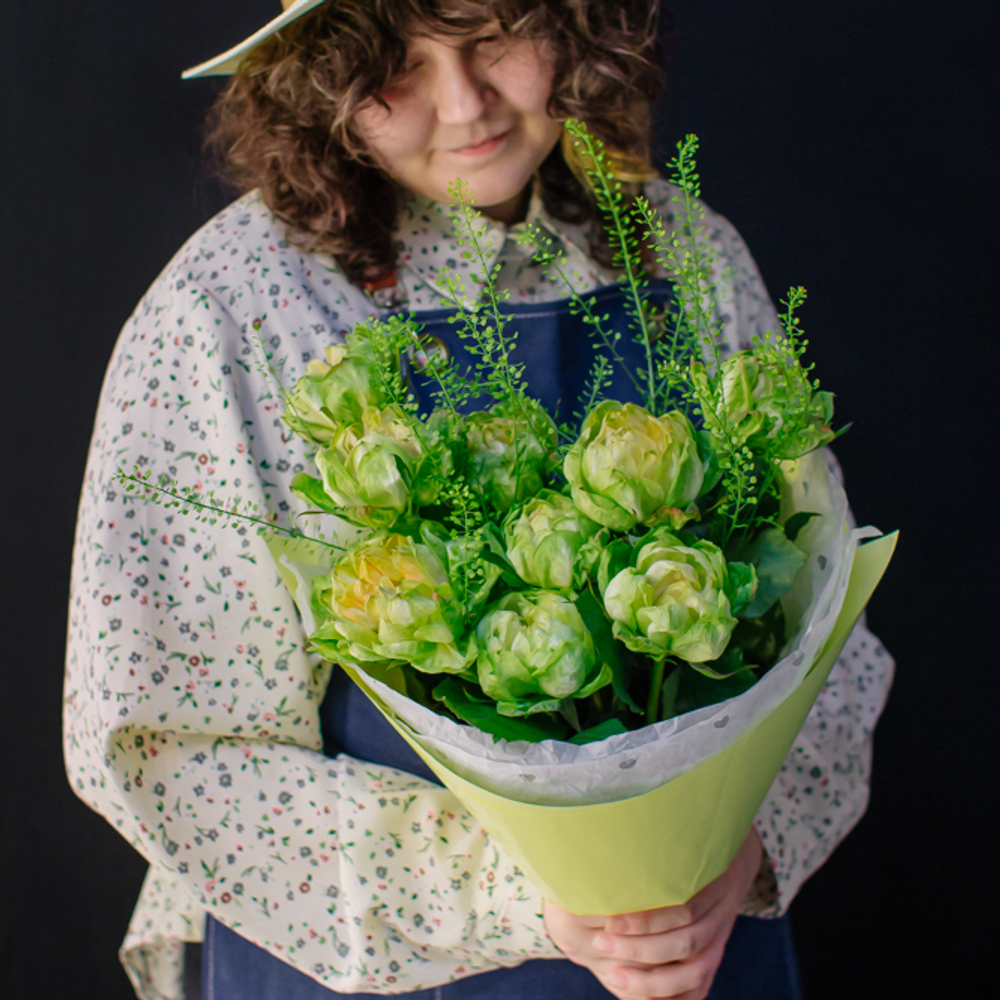 21. Оригинальный букет из розы сорта Вегги