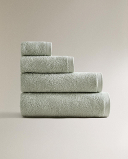 Zara Home - Гладкое махровое хлопковое банное полотенце (500 гхм2), зеленый, 70х140 см