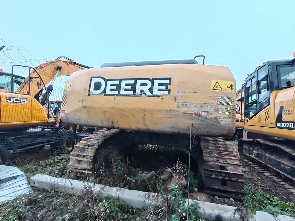 John Deere E400 Экскаватор E400LC (Дизельный, 9,0 л, 322 л.с., АТ)