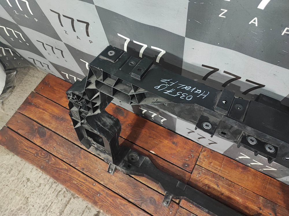 Панель передняя (телевизор) Haval F7 1 19-24 Б/У Оригинал 8400217XKQ00A