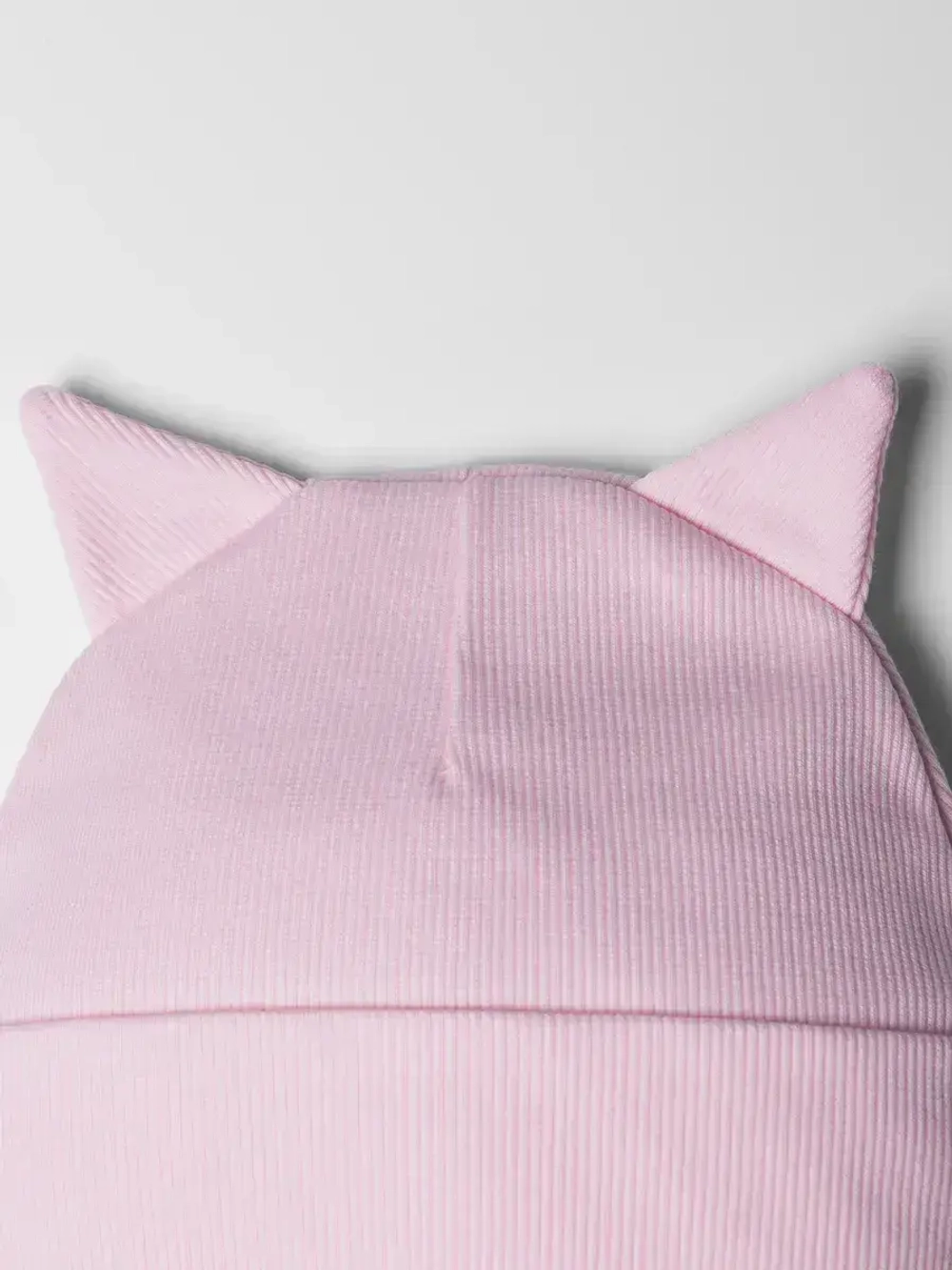 Шапка для девочки осенняя с митенками и снудом