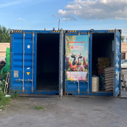 Аренда склада, магазина 32 м2, на Софийской улице перед КАДОм