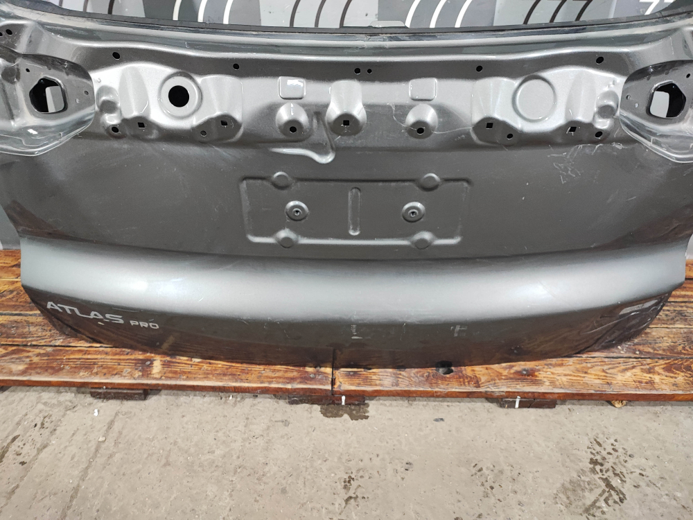 Крышка багажника Geely Atlas Pro 21-нв Б/У Оригинал 5062039400C15