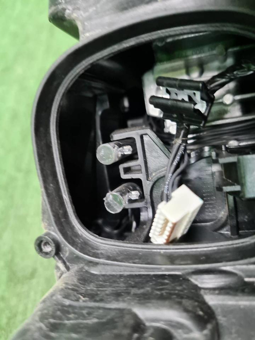 Битая Фара левая BMW X3 G01 (17-21) Adaptive LED