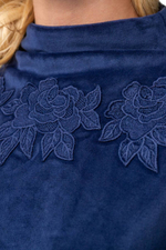 Костюм с декором на груди и замочком на спинке (Размер: S) (Цвет: синий)