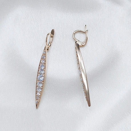 "Эдж" серьги в золотом покрытии из коллекции "Lance" от Jenavi  с английским замком