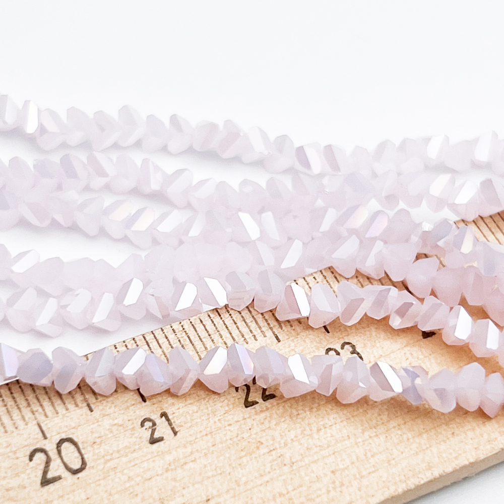 Бусина Треугольник, стекло, цвет розовый матовый АВ, размер около 3*4 мм, цена за нить 36 см