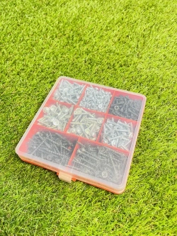 Набор саморезов (900)