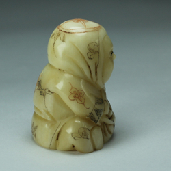 Нэцкэ Девочка с рыбой