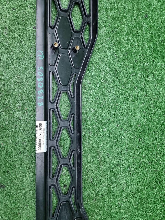 Решетка переднего бампера Shacman X3000 (22-нв)