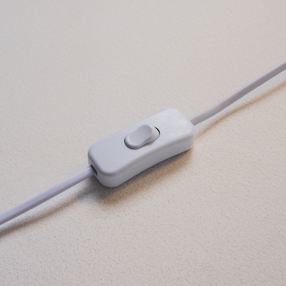 Настольный светильник Maytoni MOD409TL-01B