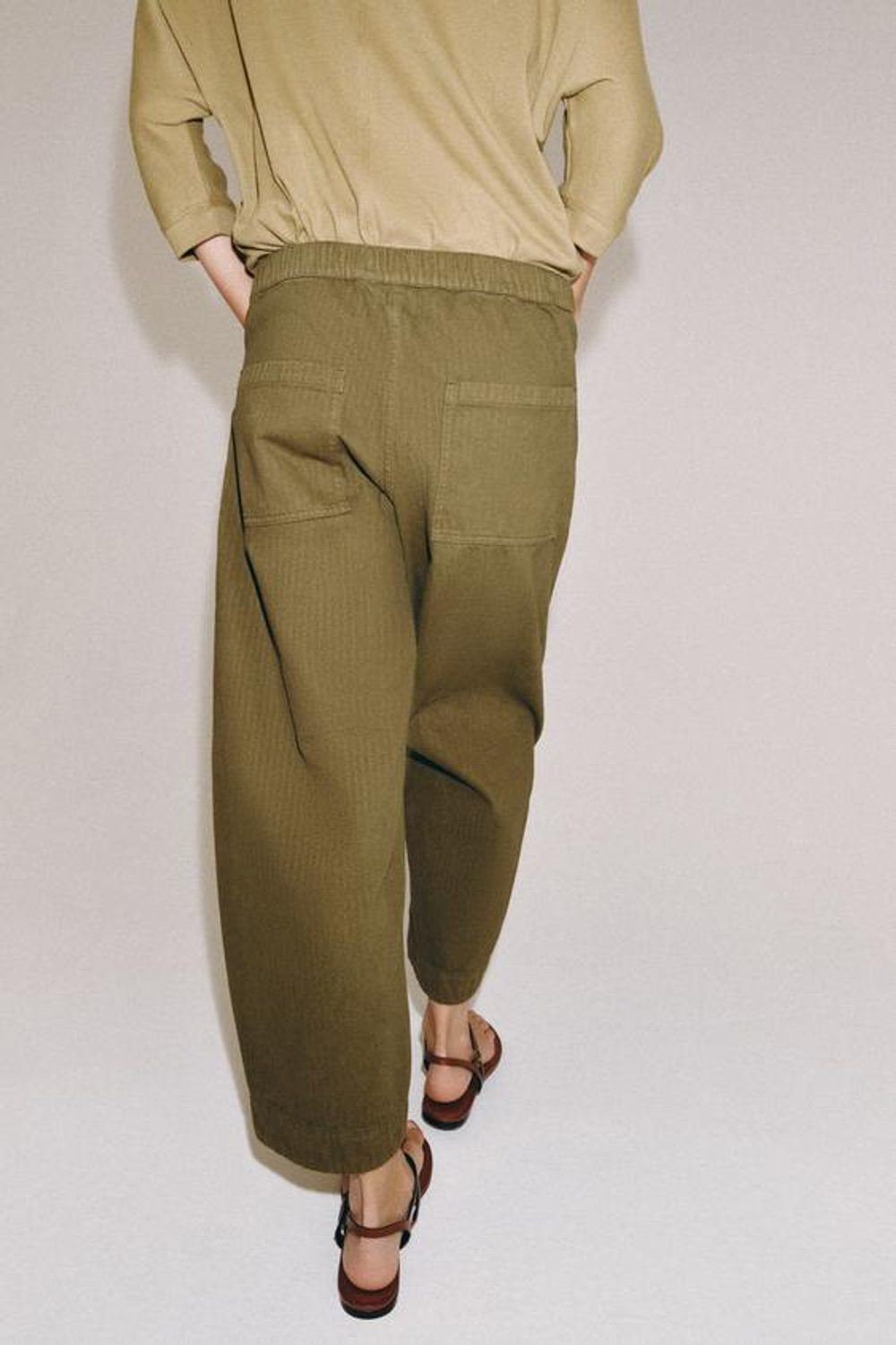ZARA БРЮКИ BARREL — ZW COLLECTION, ХАКИ