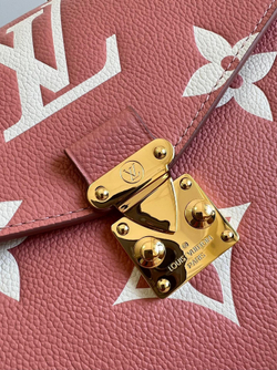 Louis Vuitton Pochette Metis