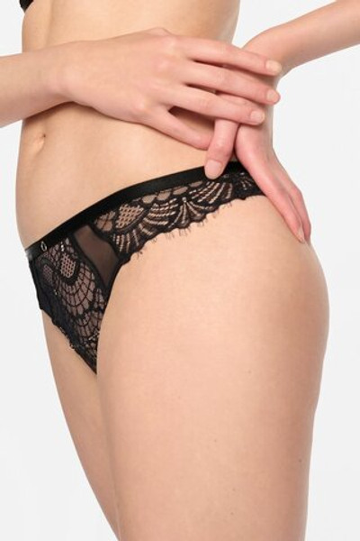 39548 SARAY/61X Трусы стринги ESOTIQ