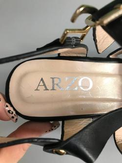 Босоножки Arzo модные, 40 размер, новые
