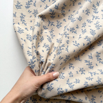 Фланель Голубые веточки на светло-бежевом фоне