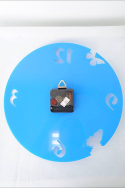 Часы настенные голубые "бабочки", новые