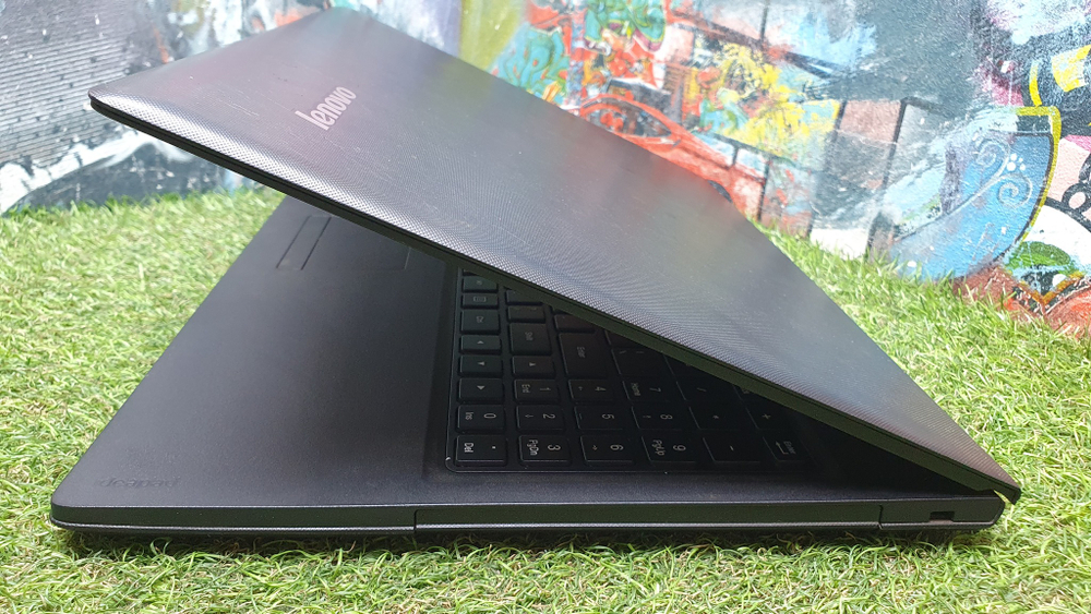 Ноутбук Lenovo i5-5/8Gb/920M 2Gb/FHD/ IdeaPad 100-15IBD [80qq017krk]/Windows 10