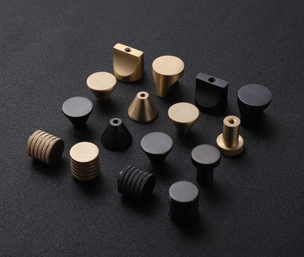 Ручка-кнопка HK002 brass