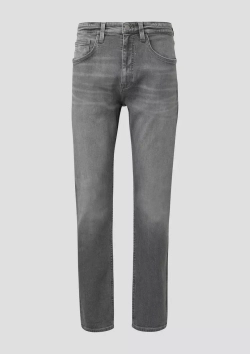 Jeans Mauro / Regular Fit / Mid Rise / Tapered Leg s.Oliver