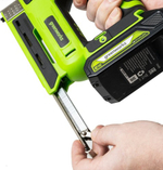 Степлер аккумуляторный GREENWORKS G24CS10 24V, АКБ 2Ач и ЗУ 3400107CUA