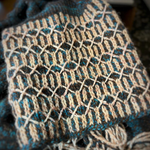 Описание по вязанию пуловера спицами "Bloom"