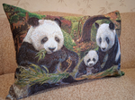 Декоративная гобеленовая наволочка для интерьерной подушки Панды 68х47
