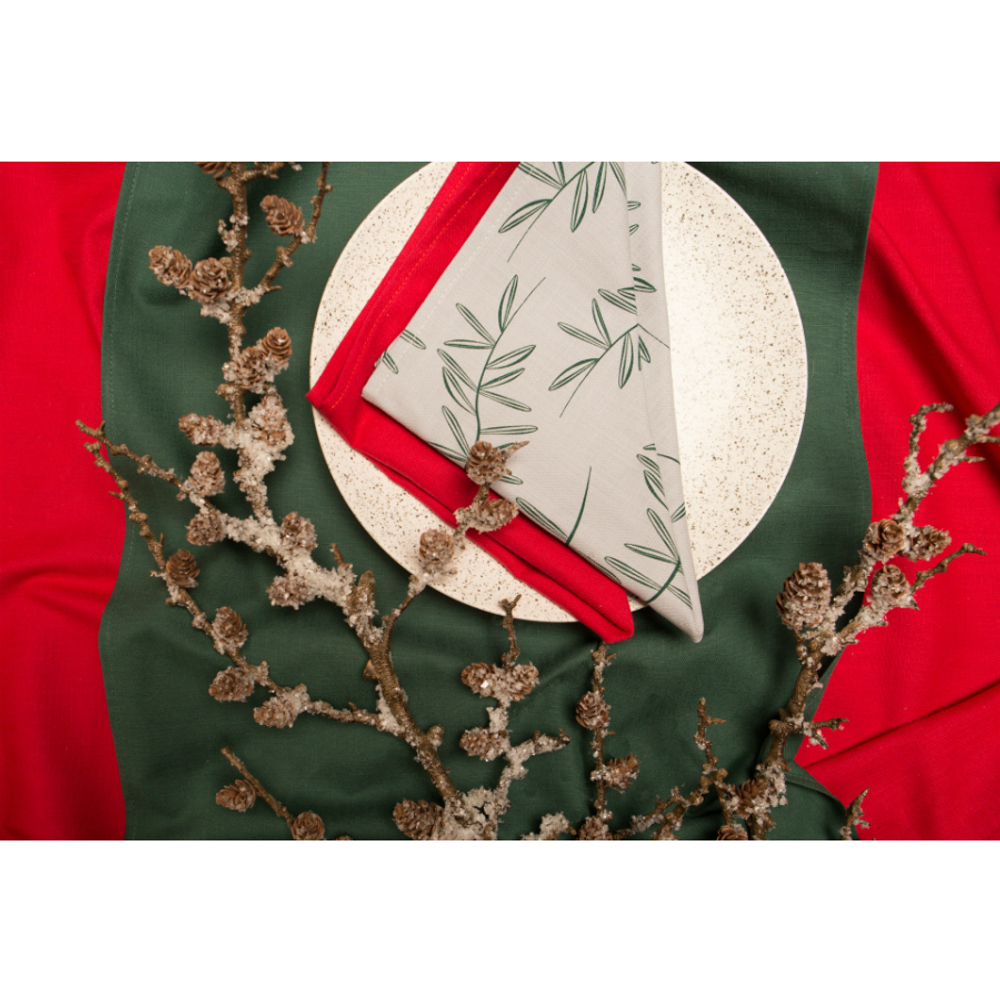 Скатерть на стол из хлопка красного цвета Russian North, 170х170 см