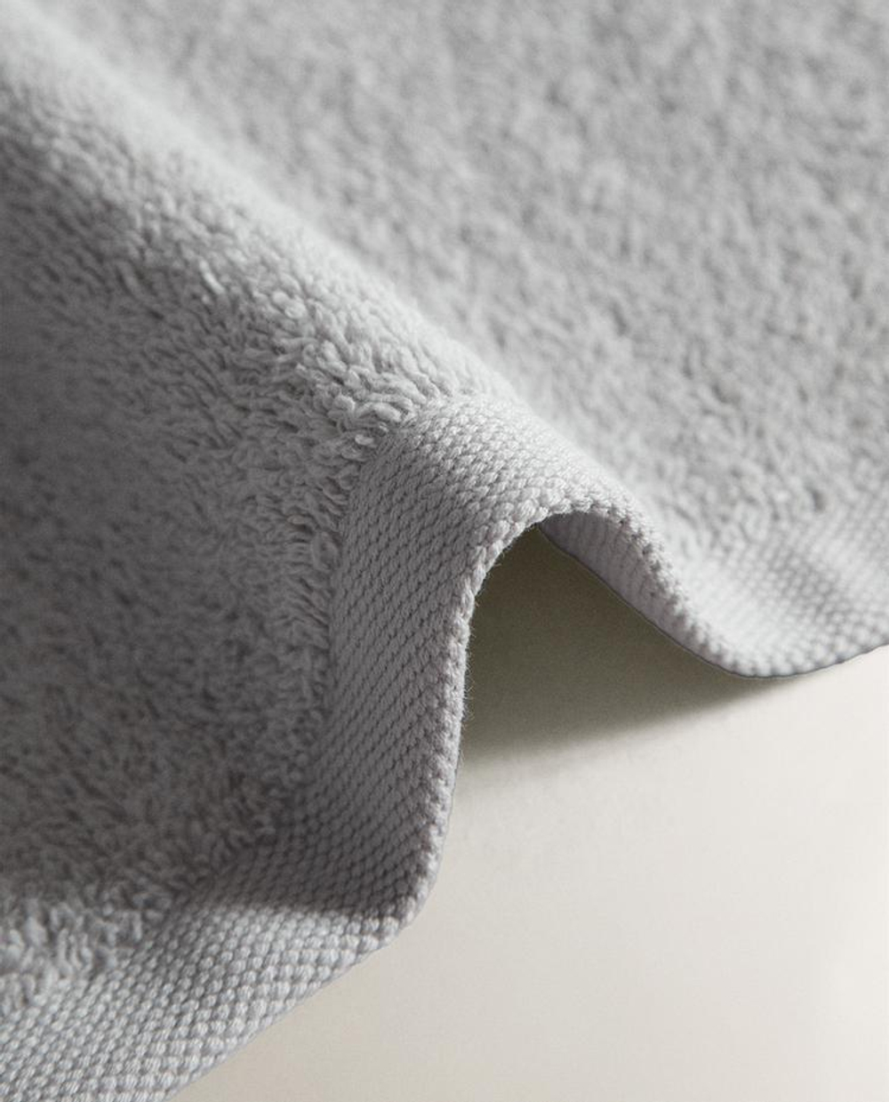 ZARA HOME ПОЛОТЕНЦЕ ИЗ ХЛОПКА ВЫСШЕГО КАЧЕСТВА (НАБОР ИЗ 3 ШТ), СЕРЫЙ