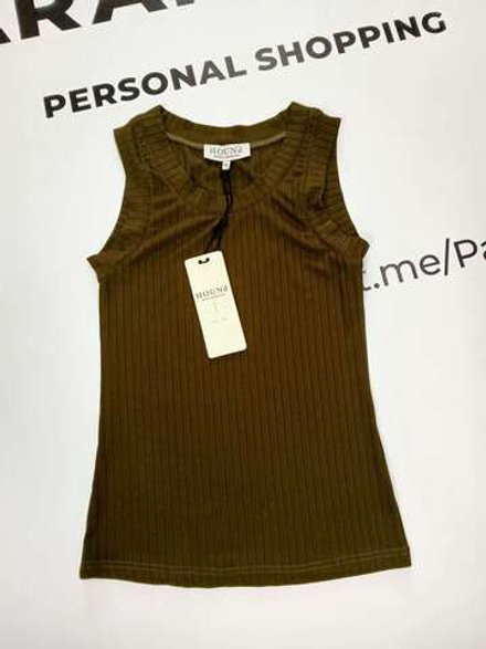 Майка-топ женская эластичная, приятная к телу. Цвет темно-болотный. Размер M - 44/46 русский