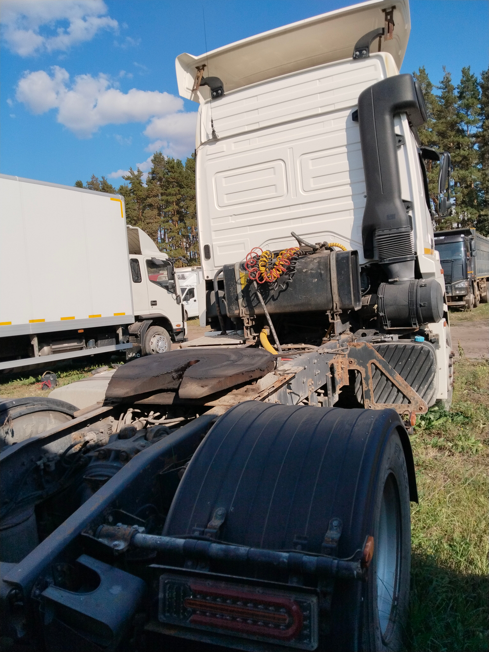 КамАЗ 5490 4x2 Седельный тягач 5490-DC (Дизель/Газ, 12,0 л, 401 л.с., МТ)